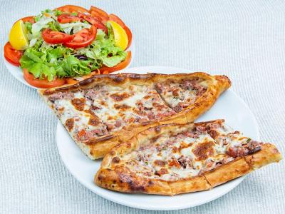Kuşbaşı Kaşarlı Pide | 170,00