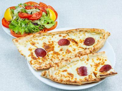 Kaşarlı Sucuklu Pide | 170,00
